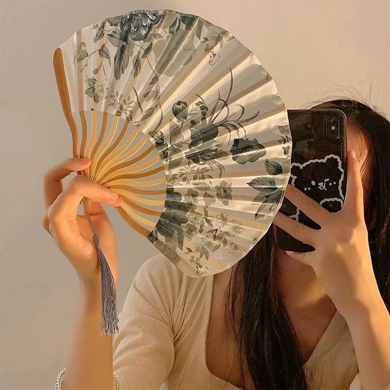 New Chinese Japanese Silk Folding Fan Wooden Shank Classical Dance Fan High Quality Tassel Elegent Female Fan Home Decoration